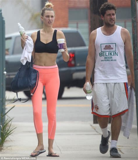Whitney Port Shows Off Her Trim Figure In Crop Top And Tiny Shorts After Almost Daily Gym