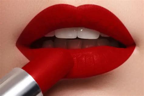 Fashion Blogs 2020 Most Popular Lipstick Colors 2020