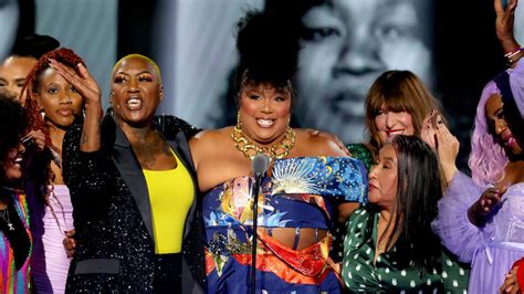 Lizzo Honors Female Advocates In Empowering Acceptance Speech At People