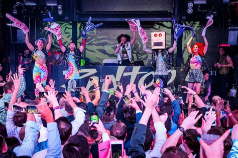 I Love Las Vegas Magazineblog Redfoo And The Party Rock Crew Are The Ultimate Vegas Party At