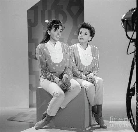 Judy Garland And Liza Minnelli By Bettmann