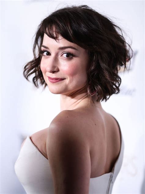 Milana Vayntrubs Cleavage 12 Photos Thefappening