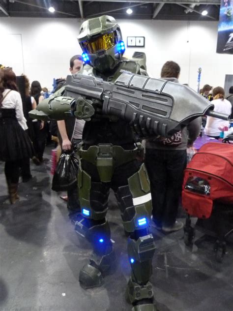 Bad Ass Master Chief London Mcm 2013 By Lotrcrazygirl On Deviantart