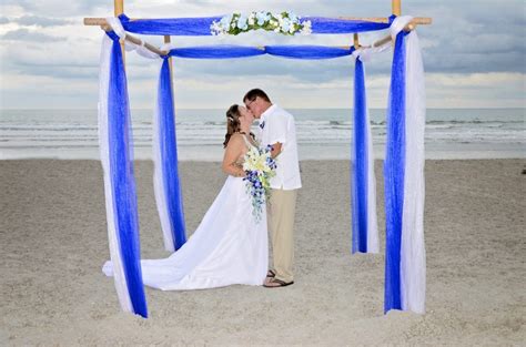 8 Blue Beach Wedding Ideas That Brides Will Love