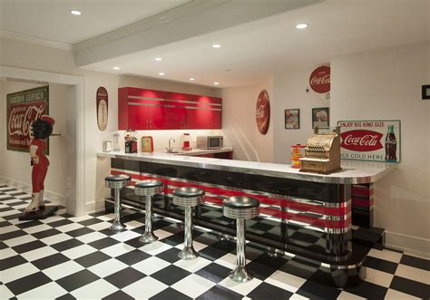 Youll Be Transported To Another Era With The 50s Style Diner Complete