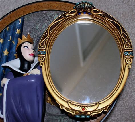 RARE Disney Evil Queen Magic Mirror 7X5 Inches Big Figure Snow White