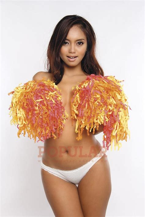 Seksi Sensual Aduhai Galeri Foto Hot Model Ayu Ditha Topless On