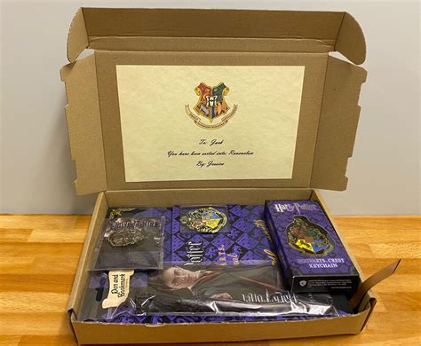 They have special boxes for harry potter, sherlock holmes, and game of thrones fans. Harry Potter Personalised Gift Box - Soldiers Of ...