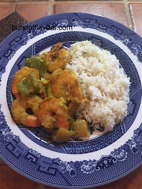Curry Shrimp With Steamed Rice Carribean Food Curry Shrimp Jamaican