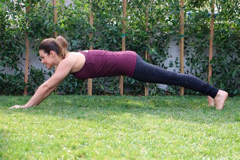 10 Ways to Progress Your Plank - Whitney E. RD