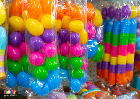 I know that easter is still a month away, but when i get a fun idea i think about it until it gets done. 20 Easter Egg Hunt Ideas for Large Groups | Totally Inspired