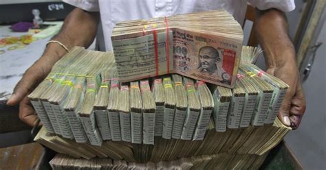 Demonetised Currency Worth Rs 1 Crore Seized In Gujarat Four Arrested
