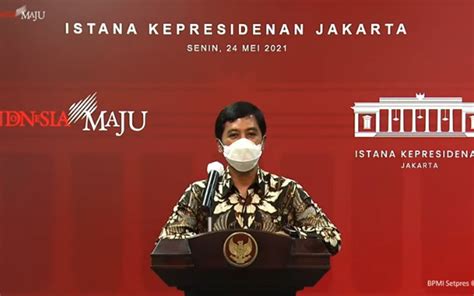 Indonesia batalkan penyelenggaraan haji 2021, hanya 11 negara yang diizinkan. Wamenkes Prediksi Kasus COVID-19 Meningkat Pasca Lebaran ...