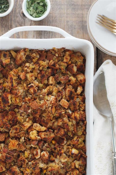 Honeycrisp, once slated to be discarded, has rapidly become a prized commercial commodity, as its sweetness, firmness, and i literally broke an apple cutter because a honeycrisp apple was too big. Apple and Sausage Cornbread Stuffing with Sage {gluten ...