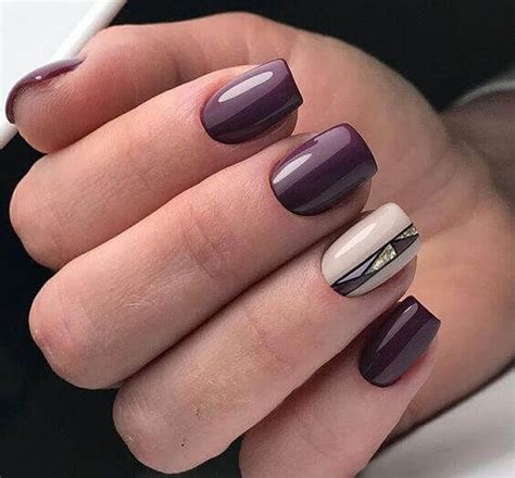 Aquí te dejo algunos ejemplos de uñas acrílicas cortas, así podrás ir pensando en el diseño que te gustaría llevar. UÑAS CORTAS Decoradas - 100 diseños y fotos 2020 (con ...