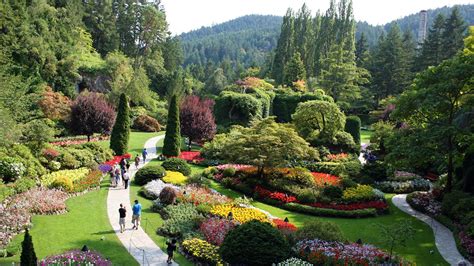 The 10 Most Insane Botanical Gardens Across Canada You Have To Visit