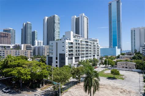 26 Edgewater Apartments In Miami Fl