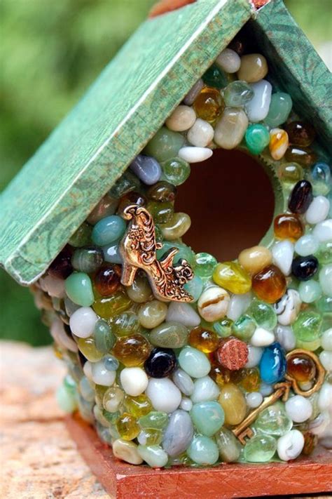 40 DIY Stone Craft Ideas For Many Use - Bored Art