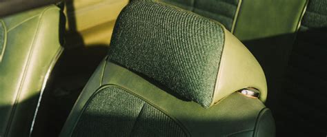 Download Wallpaper 2560x1080 Car Seats Leather Green Dual Wide 1080p