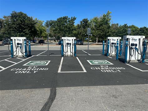 Sunnyvale Community Center | Sunnyvale, CA | EV Station