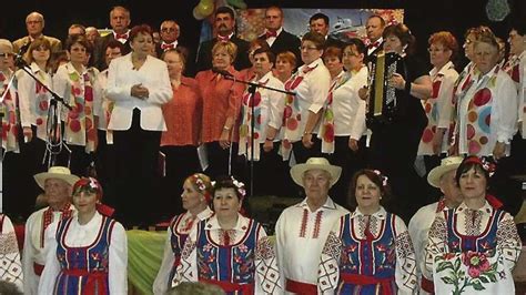 Doch nicht für alle wird die integration zur. Russlanddeutsche feiern im Haus Niedersachsen Kulturfest ...
