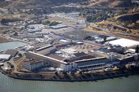 10 Worst Prisons In The World That Are So Scary In 2021 Ke