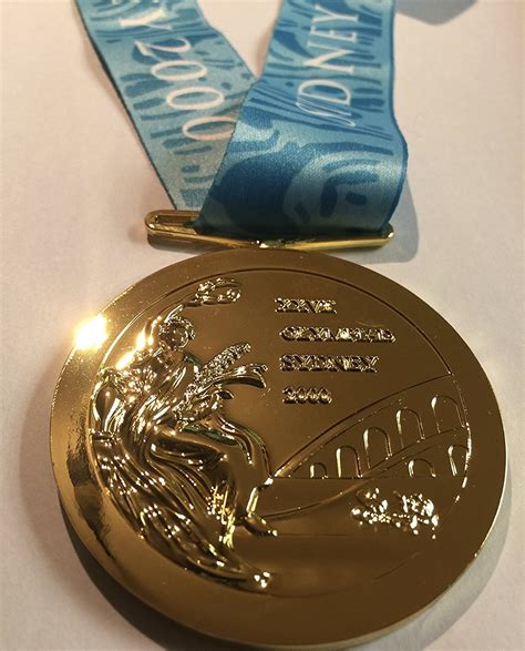 2000 Sydney Australia Olympic Souvenir Gold Medal With Ribbon Rare Team