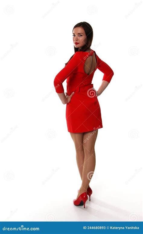 Femme Ukrainienne En Robe Rouge Courte Debout Dans Les Talons Hauts Image Stock Image Du