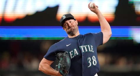 Robbie Ray Takes No Hitter Into Seventh As Mariners Beat Nationals