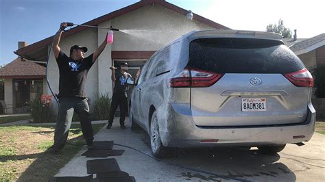 Washing the car takes time and effort, so it's little wonder why so many motorists decide to visit a car wash or use a valet service. The Best Car Wash Near Me: A Tap Away With Mobile App - MobileWash