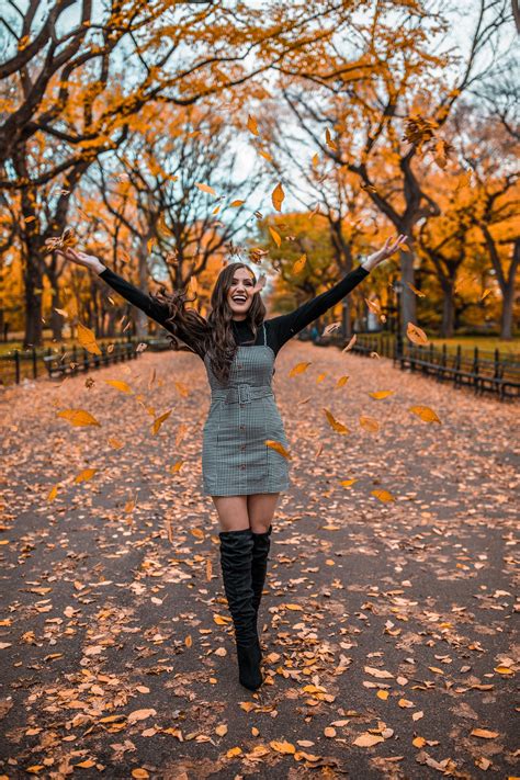 Beautiful Fall Street Style Outfits Ideas For Women Fall Photoshoot