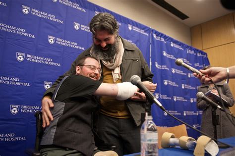 Quadruple Amputee Gains New Arms From Donor Who Gave Best Hugs