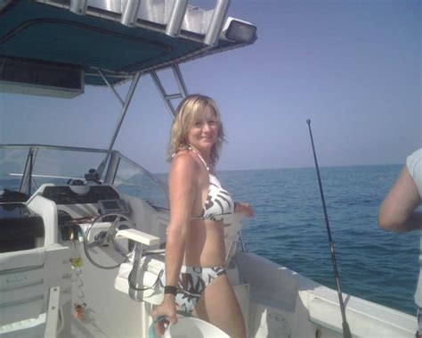 Post The Best Picture Of Your Lady On Your Boat Page 28 The Hull