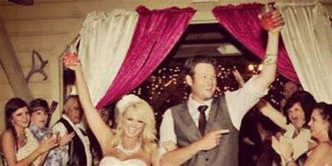Blake Shelton And Miranda Lambert Celebrate Three Years Of Marriage Huffpost