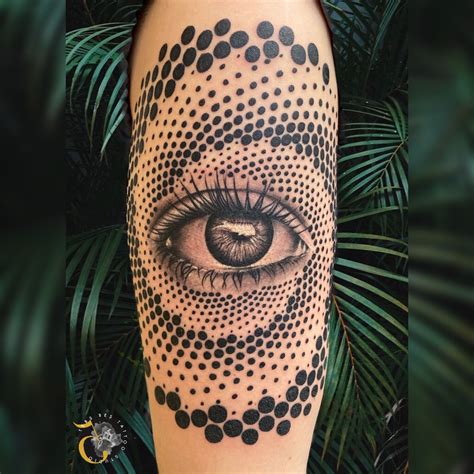 Dot Work And Eye Artist Piercing Tattoo