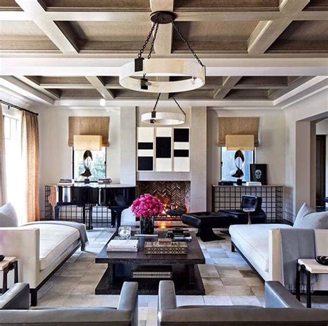 Kourtney mary kardashian (born april 18, 1979) is an american media personality, socialite, and model. Kourtney Kardashian Architectural Digest. | Kourtney ...