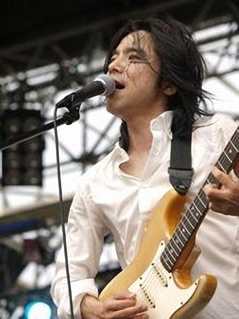 Passion 作詞：宮本浩次 作曲：宮本浩次 俺の生涯に悔いなしって言いたいぜ たった一度きりの俺の人生 風のようにタフにしなやかに飛びたいね 天地の間 転がり続けろ it's my life 月夜に吠えろ never give up ok 俺 宮本浩次( 宮本こうじ ). 【宮本浩次】忘れられない!脳内すべてが宮本浩次になる画像 ...