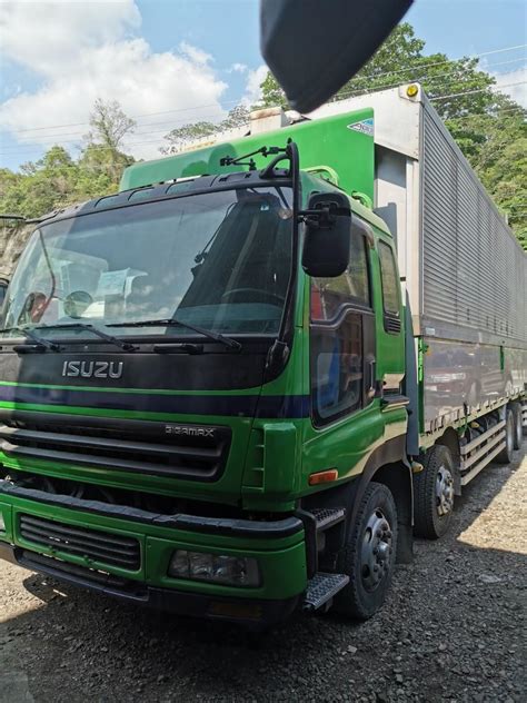 Isuzu Giga Wing Van Truck 12 Wheelers Special Vehicles Heavy Vehicles