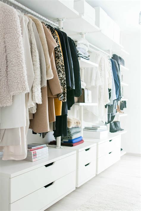 30 Chic And Modern Open Closet Ideas For Displaying Your