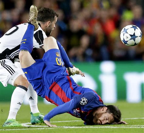 Psbattle Messi Faceplant Against Juventus Rphotoshopbattles
