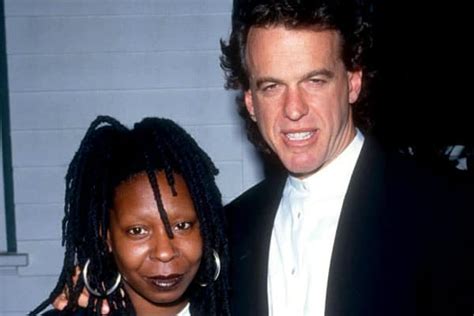 Is Whoopi Goldberg Gay After The Divorce From Husband Wikicelebinfo