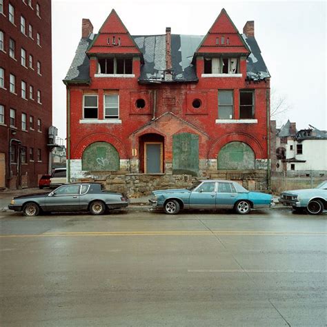 42 Staggering Photos Of Abandoned Detroit Today