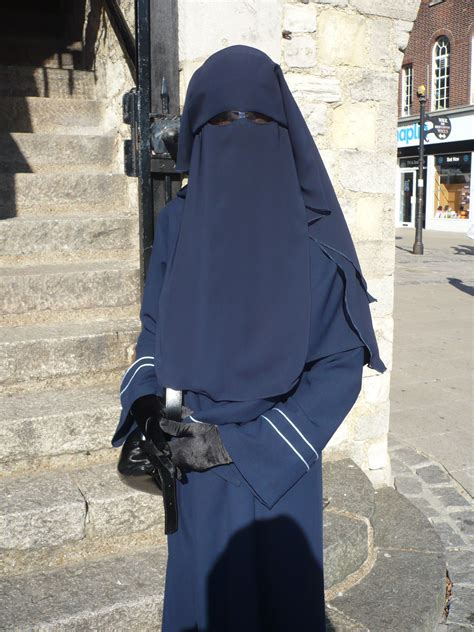 Pin On Niqab Burqa Veils Masks