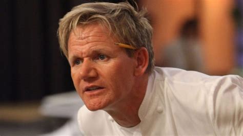 Gordon ramsay, the intimidating british chef who terrifies contestants in hell's kitchen and offers culinary advice to tiny chefs in masterchef junior, doesn't have much in common. Gordon Ramsay Slams Chefs Who Want to Give Back Their ...