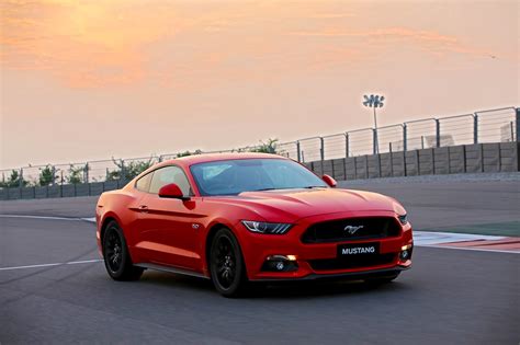 Ford Mustang Gt Makes Its Official Debut In India 50l V8 401hp Rs