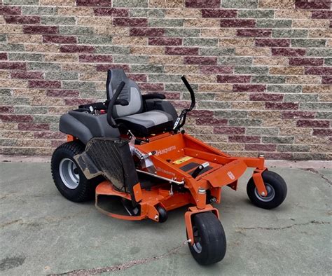 The lawn tractor's compact size makes it easy for you to maneuver and require less space for storage. 2018 Husqvarna Zero Turn Mowers MZ54 Kohler | Harsh Outdoors