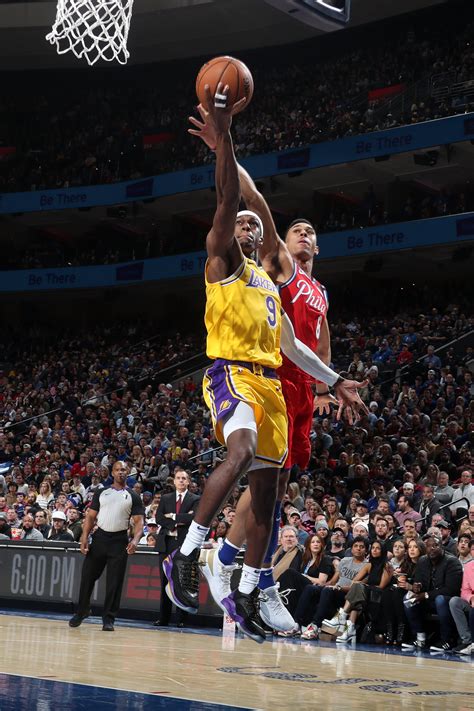 Get a summary of the los angeles lakers vs. Photos: Lakers vs 76ers (01/25/2020) | Lakers vs, Los ...