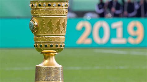 A founding member of both fifa and uefa, the dfb has jurisdiction for the german football league system and. Prämien im DFB-Pokal steigen erneut :: DFB - Deutscher ...