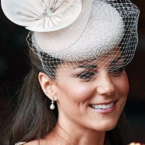 Kate Middleton Duchess Of Cambridge Pearl And Diamond Earrings Kate