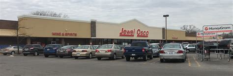 Maybe you would like to learn more about one of these? Jewel-Osco, Des Plaines, IL | The outside of this store ...